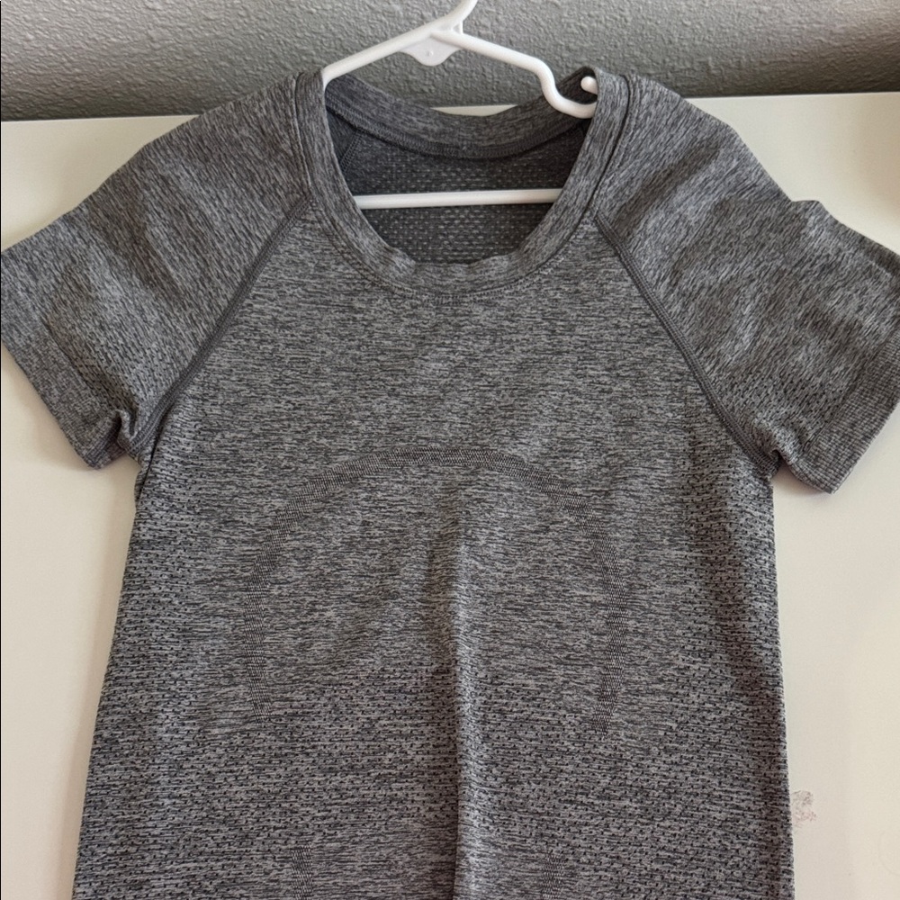 Lululemon grey swiftly tech